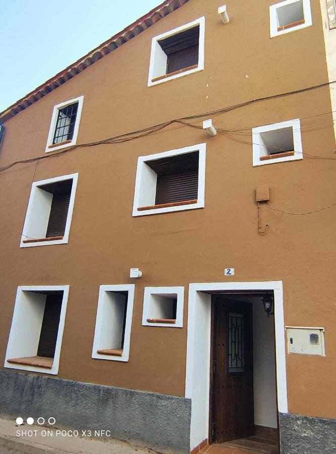 Apartamentos Patas Y Patetas Tragacete Εξωτερικό φωτογραφία